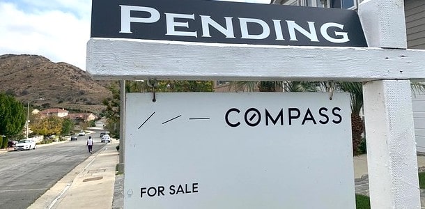 compass sign